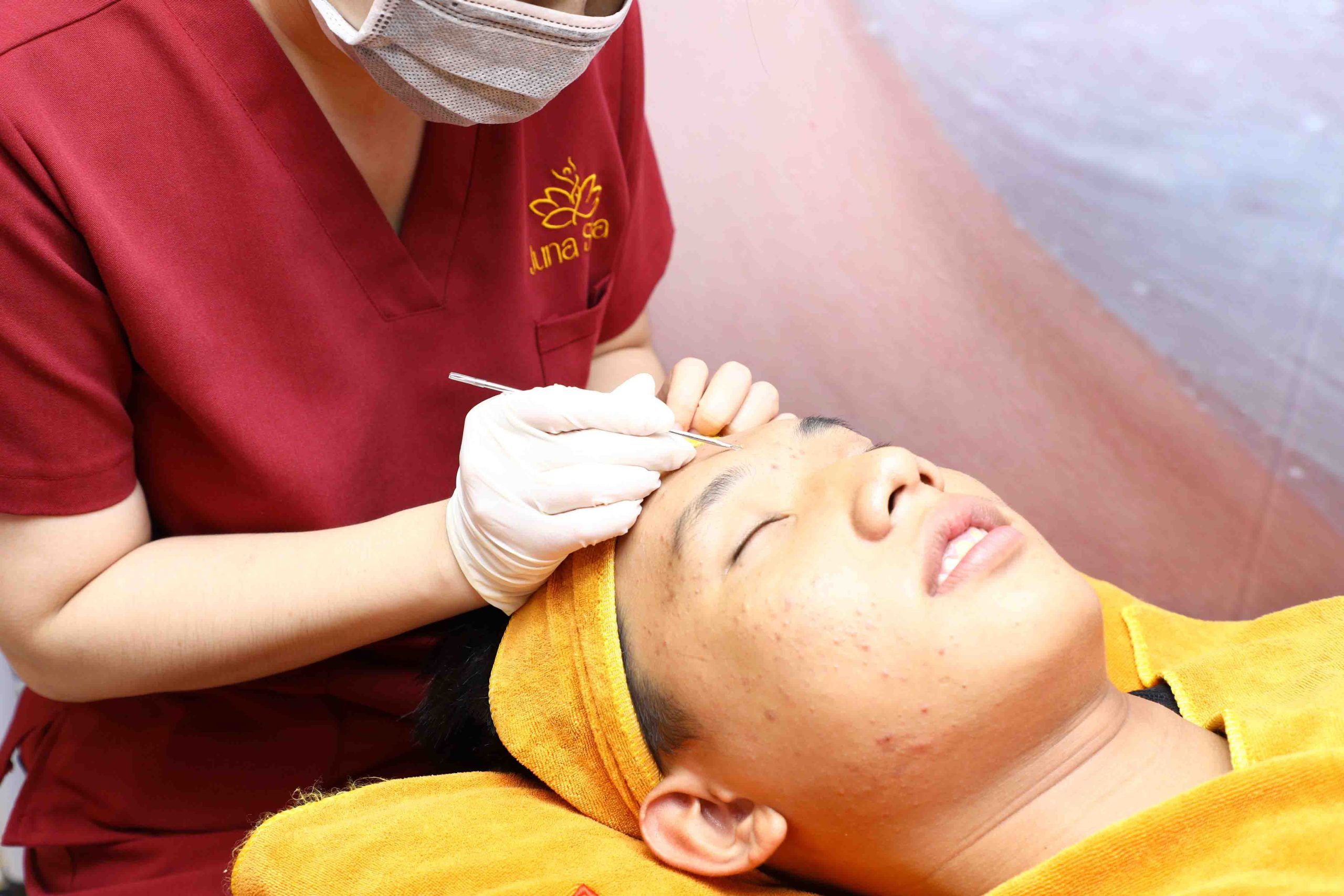 trị mụn chuẩn y khoa với công nghệ nano skin perfect pro