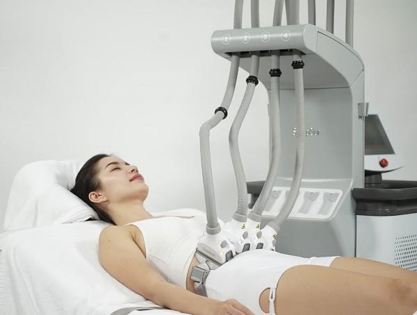 Đông lạnh mỡ và sóng siêu âm khác nhau thế nào về hiệu quả và trải nghiệm