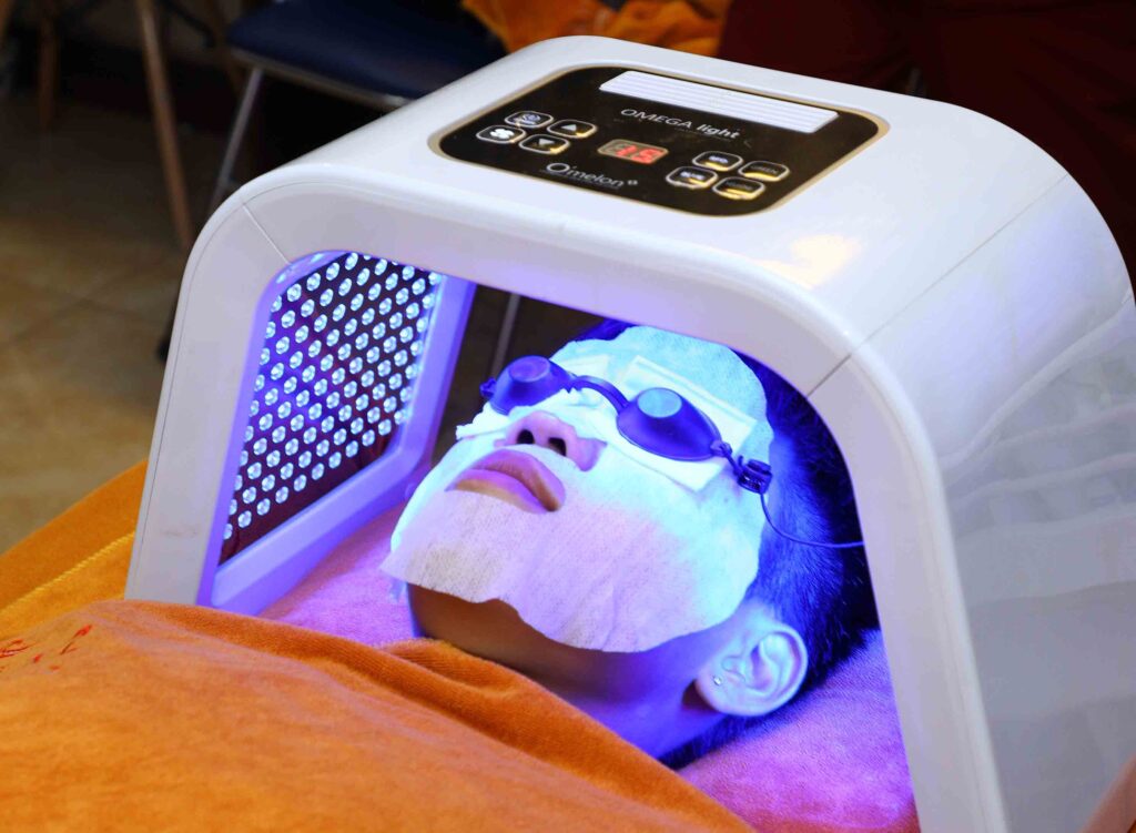trị mụn trứng cá