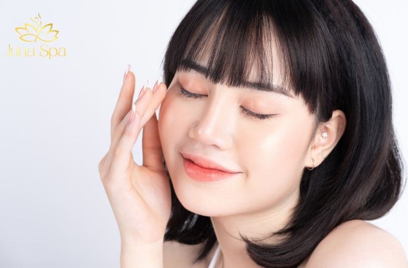 sử dụng mỹ phẩm phù hợp với làn da