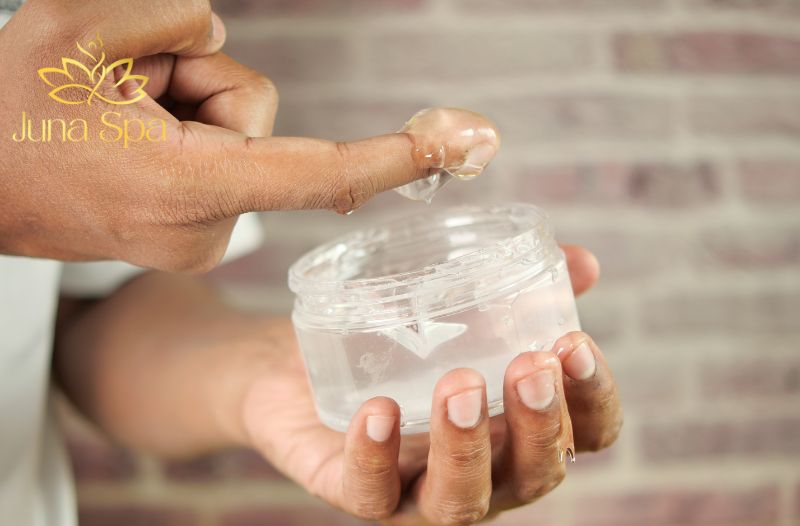 Phân biệt sự khác nhau giữa sáp và gôm vuốt tóc