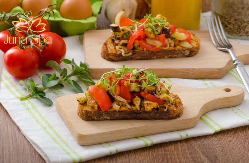 Gia vị tự nhiên giúp món Eat Clean đậm đà hơn