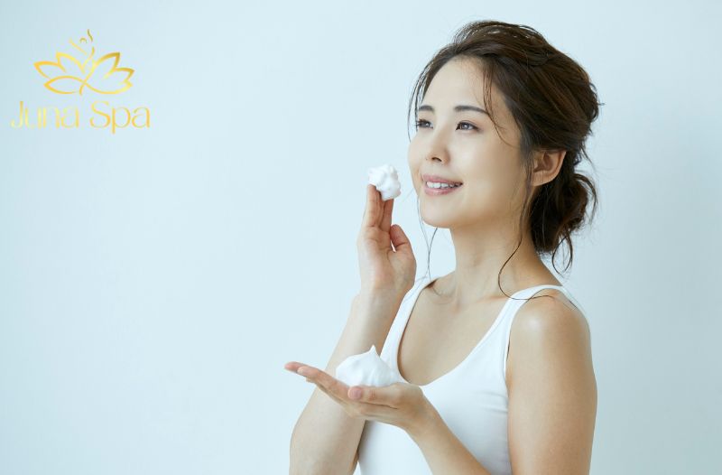 Sữa rửa mặt ít bọt