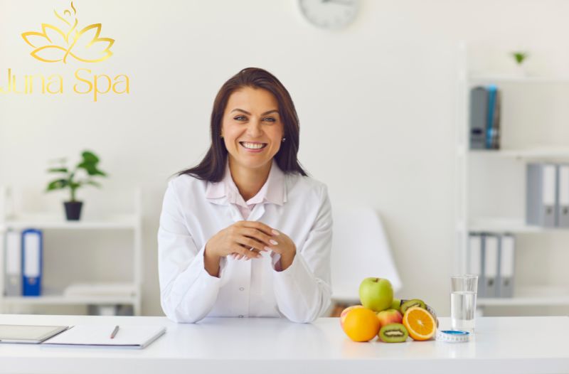 Tự ý trị sẹo rỗ mà không tham khảo ý kiến của chuyên gia / bác sĩ