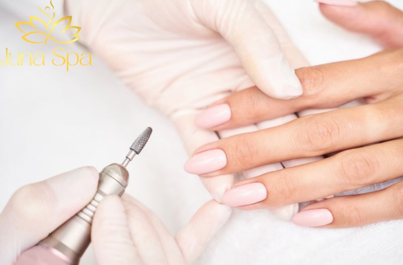Hạn chế sơn gel và móng acrylic