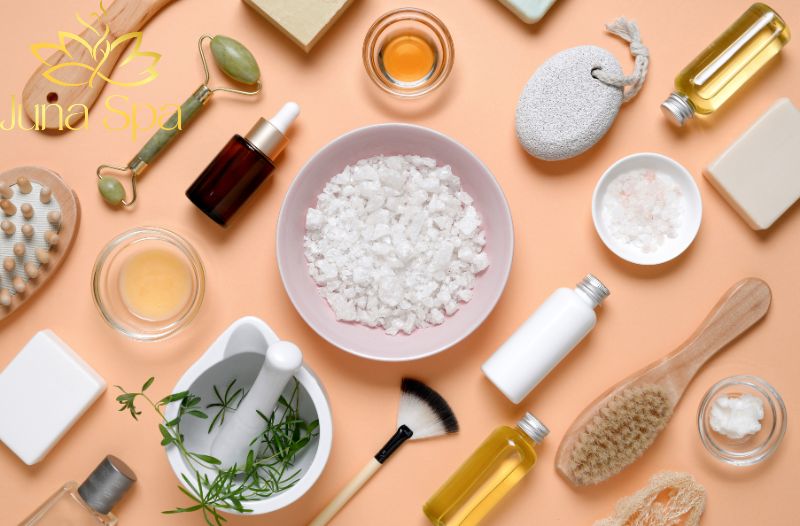 Lầm tưởng khi đi Spa 3: Dùng nhiều mỹ phẩm thì da càng đẹp