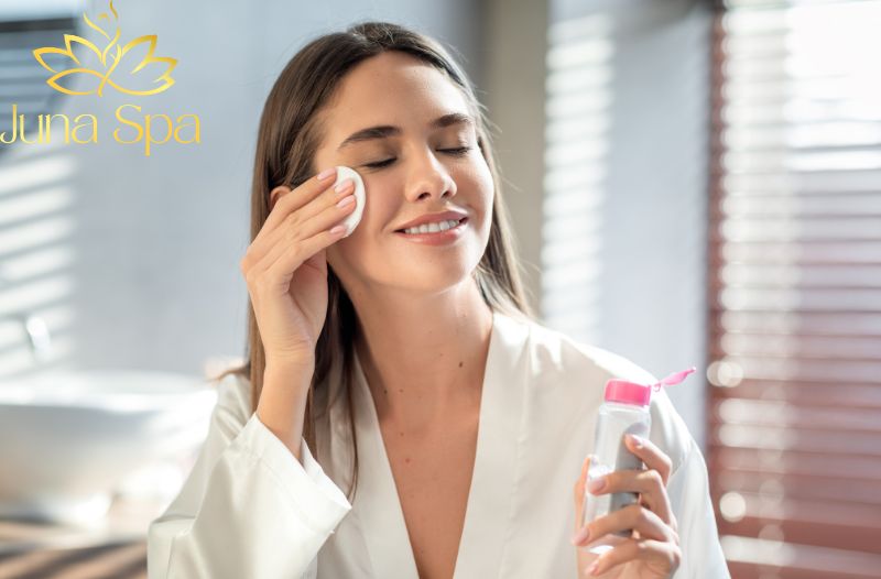 Hướng dẫn làm sạch bằng bông tẩy trang