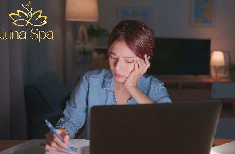 Hiểu tác hại của thức khuya đối với da