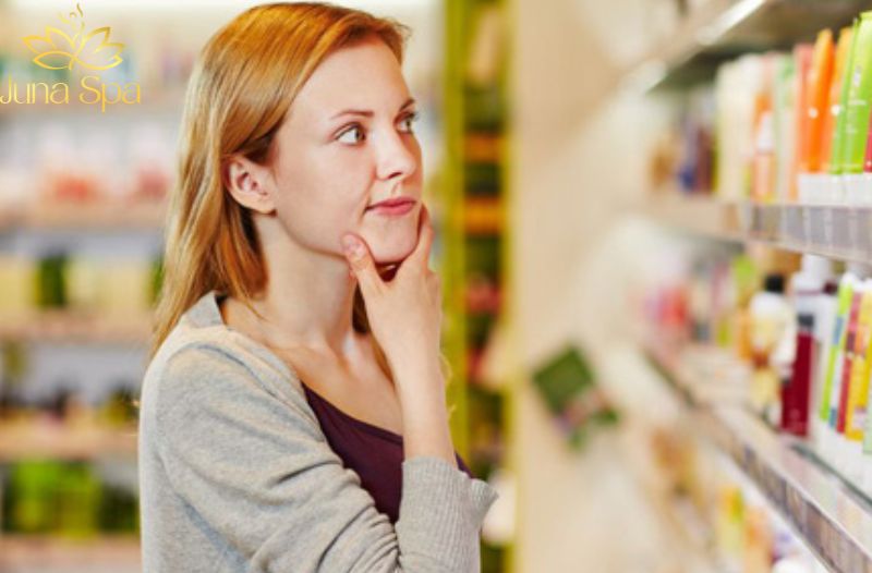 Những điều chị em nên cân nhắc trước khi mua mỹ phẩm giúp tiết kiệm và da đẹp hơn