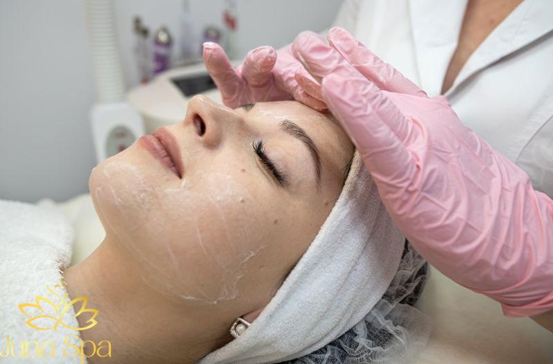 Những dấu hiệu cho thấy làn da cần được tái tạo trước Tết