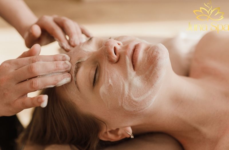Vì sao chỉ làm một liệu trình thường chưa đủ cho làn da dễ gặp vấn đề