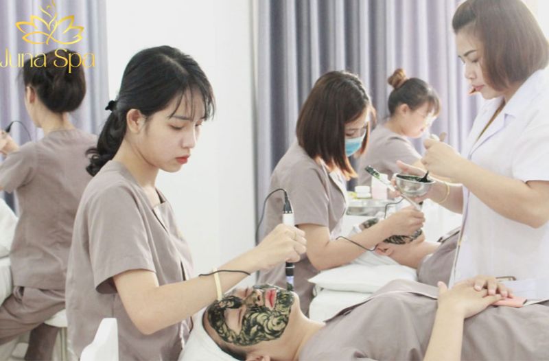 Vì sao skincare chỉ chiếm khoảng 30% trong hành trình làm đẹp