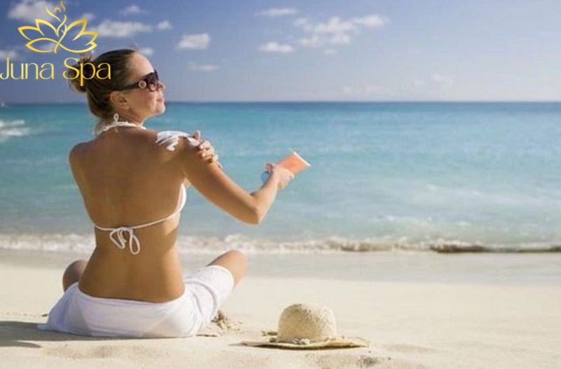Vì sao đi tắm biển da lại đen và khó trở lại màu da ban đầu