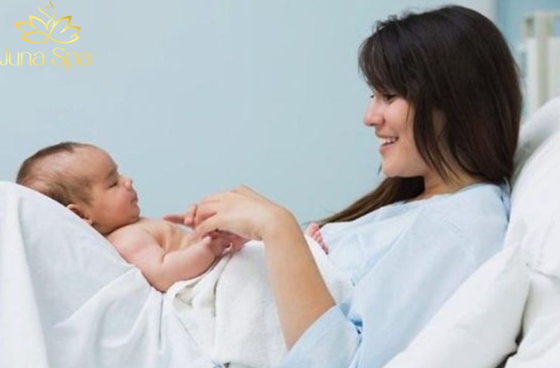 Trị hôi nách cho mẹ sau sinh: Những điều cần lưu ý khi chăm sóc cơ thể