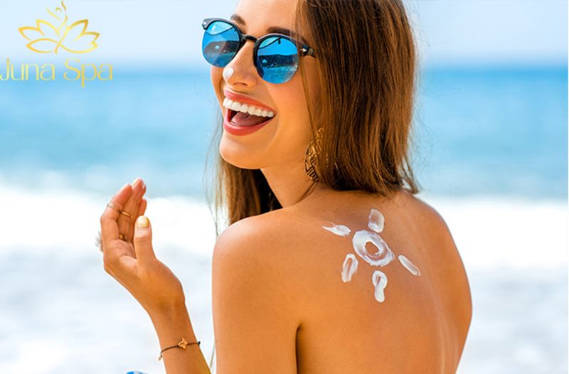 Chăm sóc da sau khi đi biển để duy trì vẻ ngoài tươi tắn