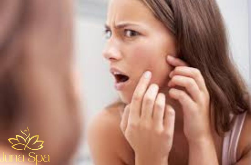 Vì sao chăm sóc tại nhà chưa đủ khi bạn thường xuyên thức khuya