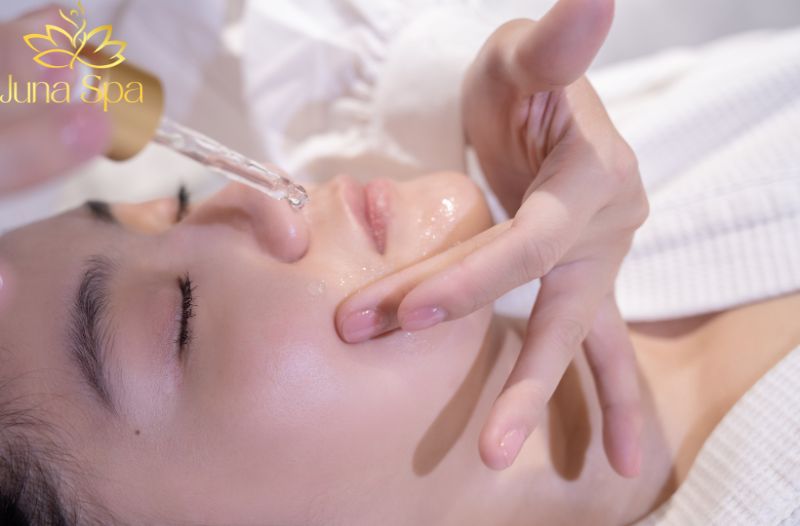 Làm dịu da và phục hồi độ ẩm sau khi làm sạch